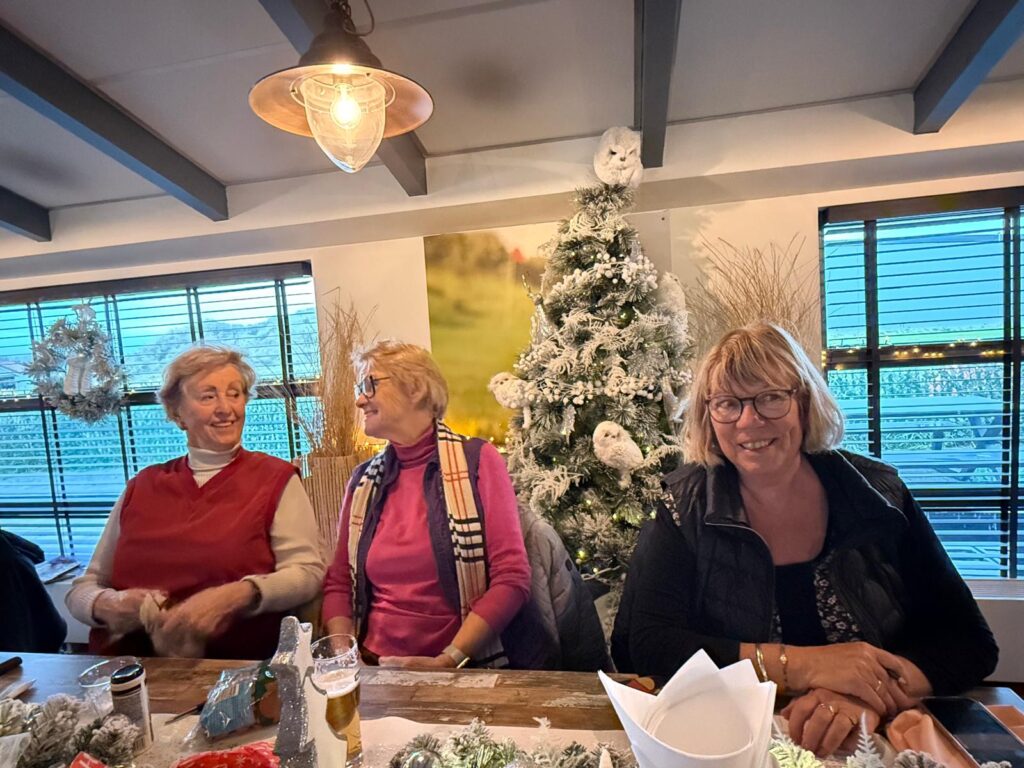 PHOTO-2025-12-02-19-32-42 8